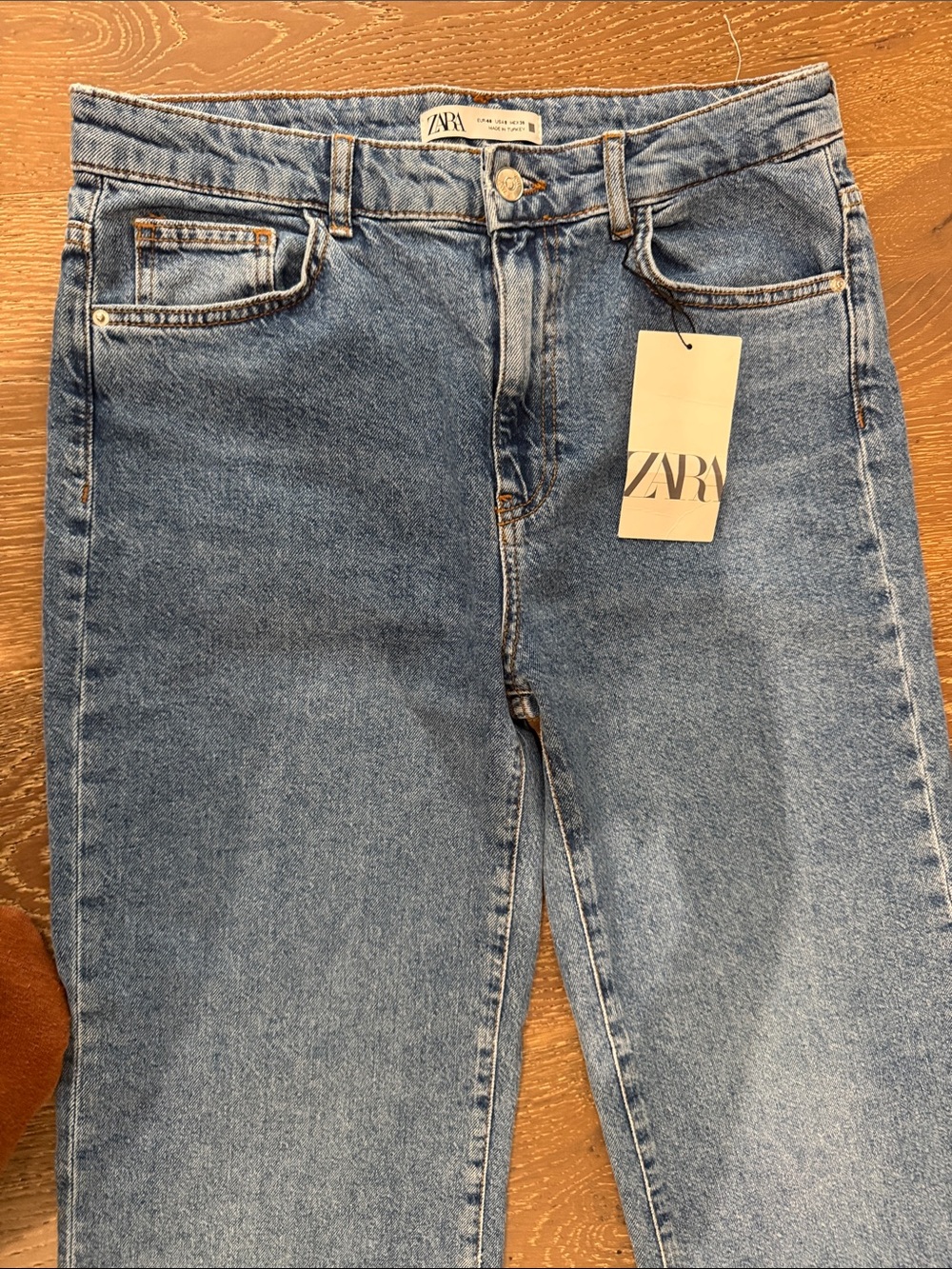 Zara High Rise Wide Leg Jeans Medium Blue Wash NWT Size 8 - Picture 7 of 7